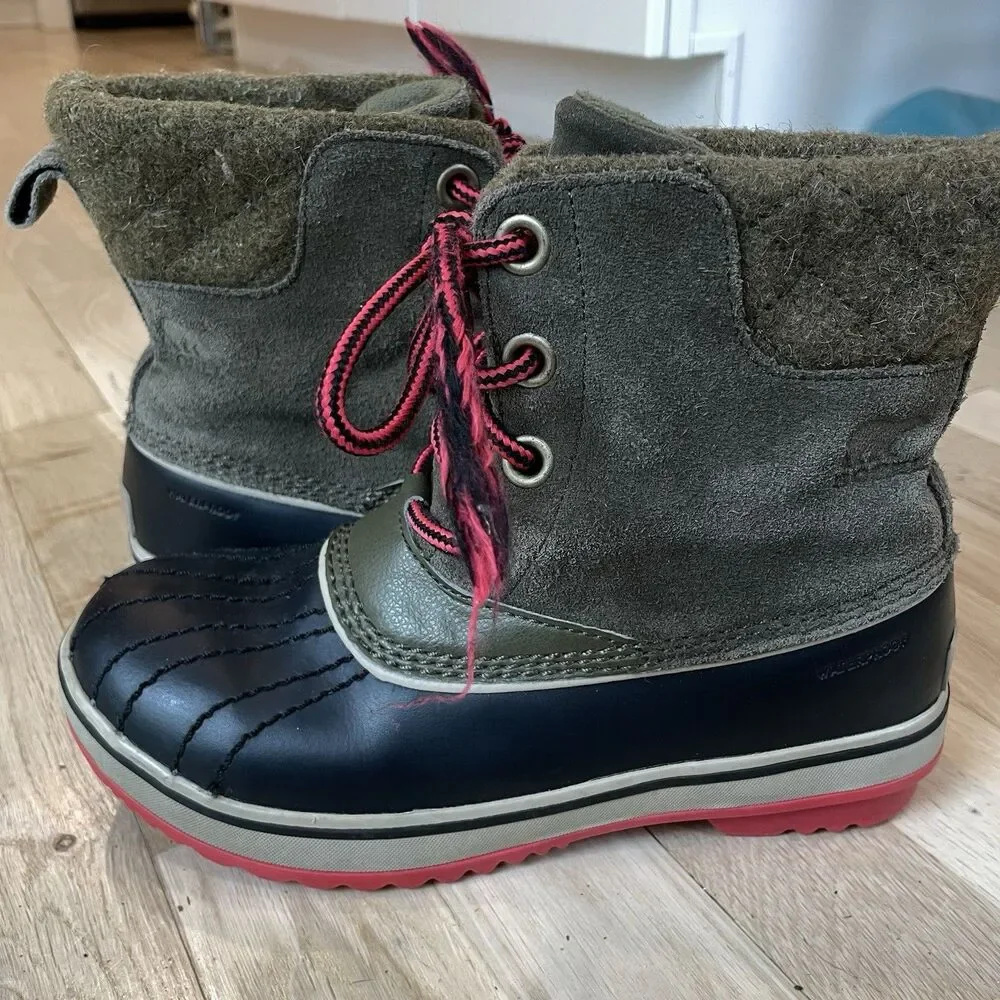 Sorel Big Girl Caribou All Weather Boots Sz 3